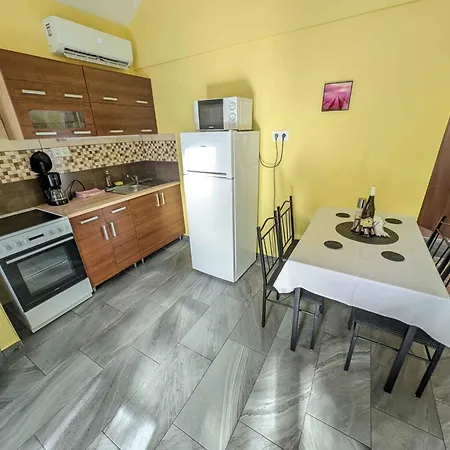 Vakantiehuis In - Balaton 52077